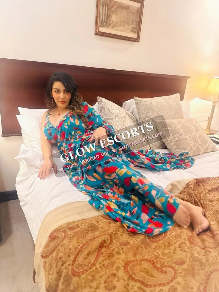 Shreya - Mulund High Class Escort